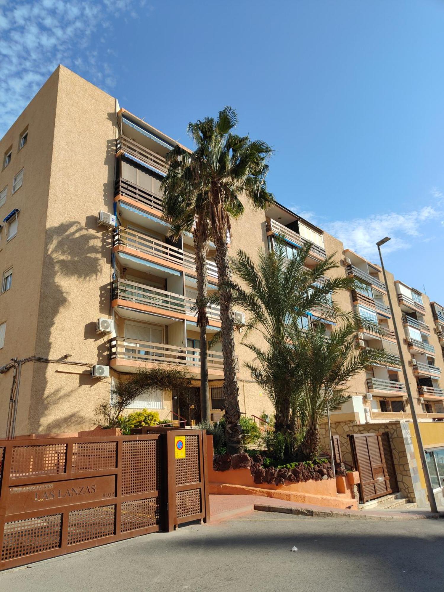 Seaside Beach-Lounge Alicante إل كامبيلو المظهر الخارجي الصورة