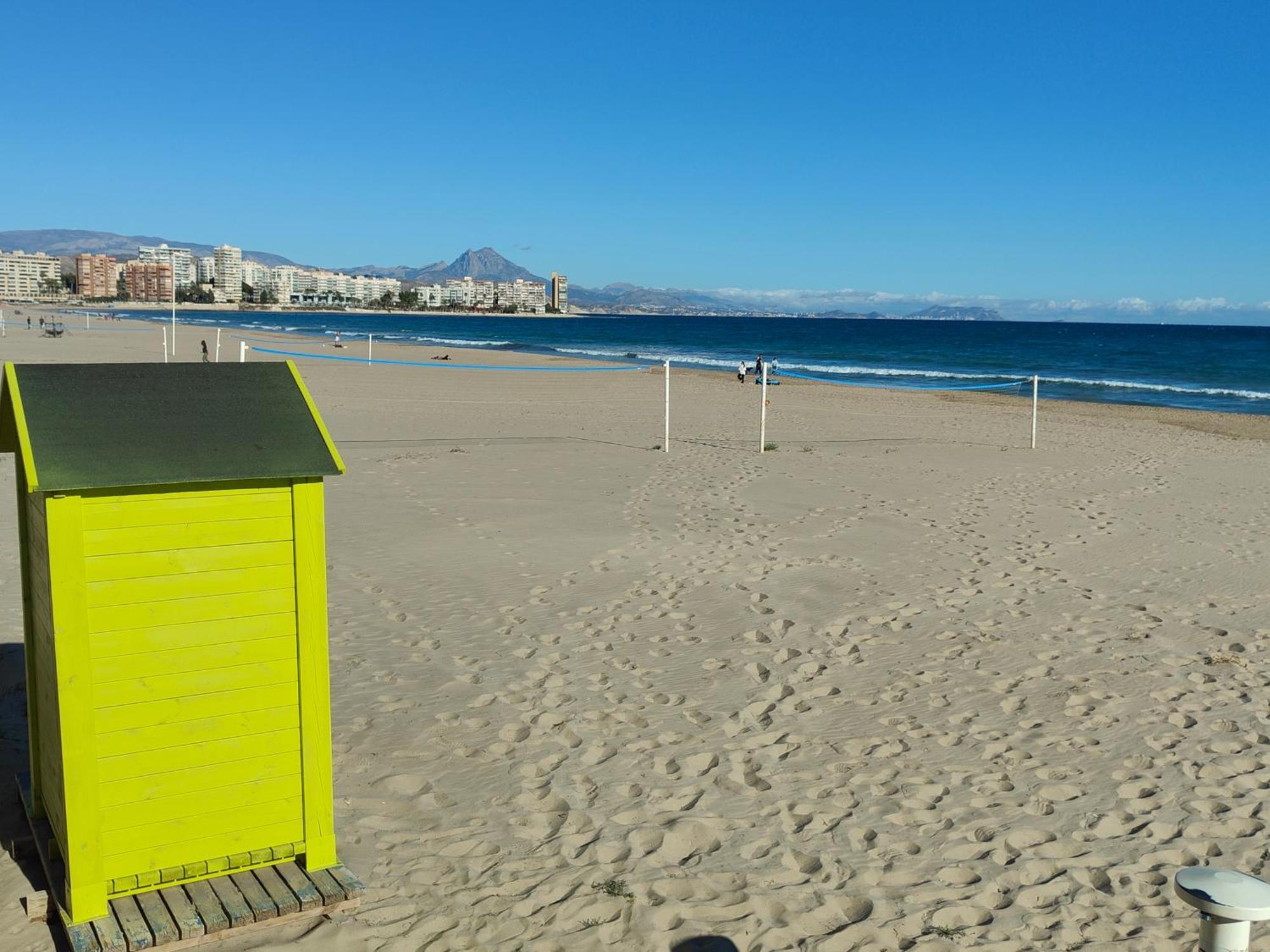 Seaside Beach-Lounge Alicante إل كامبيلو المظهر الخارجي الصورة