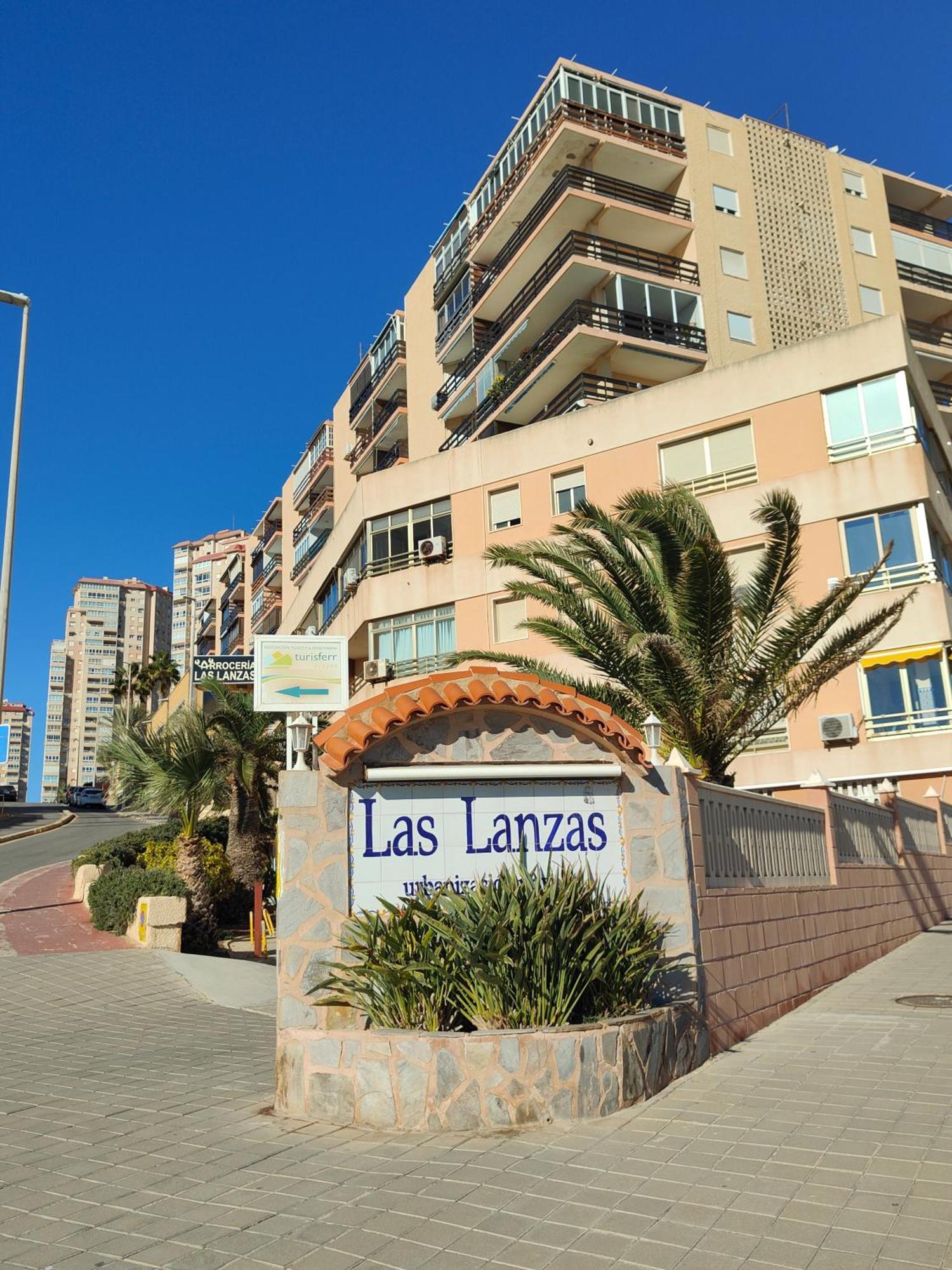 Seaside Beach-Lounge Alicante إل كامبيلو المظهر الخارجي الصورة