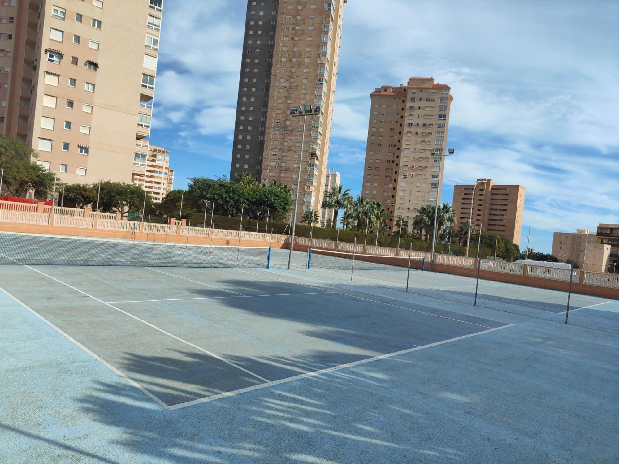 Seaside Beach-Lounge Alicante إل كامبيلو المظهر الخارجي الصورة